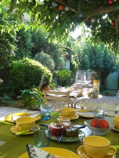 La Bastide De Boisset Bed & Breakfast Argilliers Ngoại thất bức ảnh